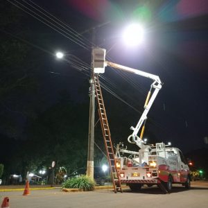 Concluída  primeira etapa da instalação  das lâmpadas de LED em Tuparendi