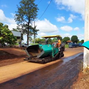 Asfalto na comunidade  de  São Marcos