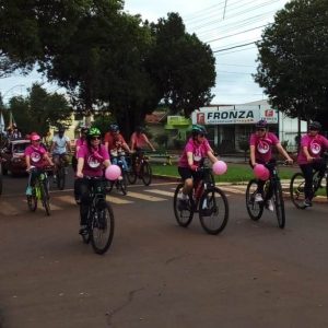 Cavalgada Feminina  coloriu de rosa as ruas de Tucunduva e Tuparendi