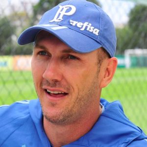 Paulo Turra abre o jogo e nega desentendimento com jogadores do Grêmio