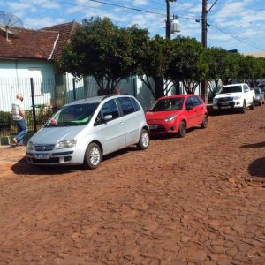 Vereadora Eliza  quer modificações no sistema de estacionamento da Rua do Hospital