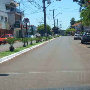 Teco quer campanha contra velocidade de veículos no centro de Tuparendi