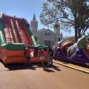 Crianças fizeram a festa na tarde de domingo em Tuparendi  no segundo dia da Programação de Natal