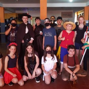 Grêmio Estudantil do Yeté promoveu festa de Halloween