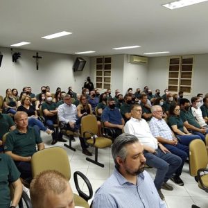 Empresa Camera é homenageada pelos 50 anos de atividades