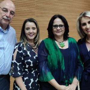 Representantes da Saúde e Assistência Social de Tuparendi estiveram com Ministra Damaris Alves