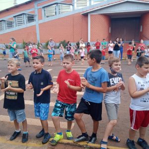 Muita festa para comemorar os 64 anos da Escola Hermínia Sichinel