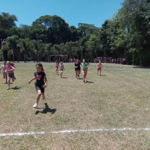 Alunos da 2ª a 5ª série participam de Jogos de Integração Estudantil em Tuparendi