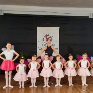 Cia de Ballet  Vanessa Bauer promoveu recital em Tuparendi