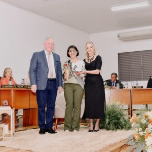 Câmara de Tuparendi  homenageia mulheres com título de “Mulher Cidadã”