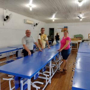 Prefeitura investe no refeitório da  Escola Hermínia Sichinel