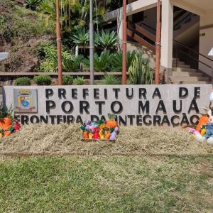 Porto Mauá decorada e linda  para receber turistas no período de Páscoa