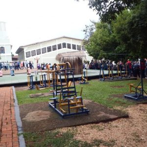 Brique  na Praça movimentou o centro de Tuparendi neste domingo