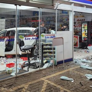 Condutor de Gol que invadiu farmácia em São Luiz Gonzaga estava embriagado