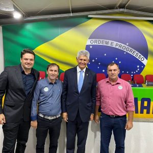 Presidentes do Legislativo de Tuparendi e Porto Mauá participaram de evento do PDT em Brasília