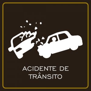 Veículo sofre acidente de trânsito e capota na madrugada desta segunda-feira em Tuparendi