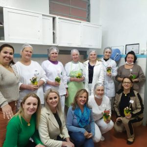 Bancada Feminina da Câmara promove ação junto ao Hospital no Dia do Amigo