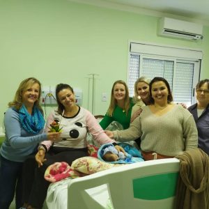 Bancada Feminina da Câmara promove ação junto ao Hospital no Dia do Amigo