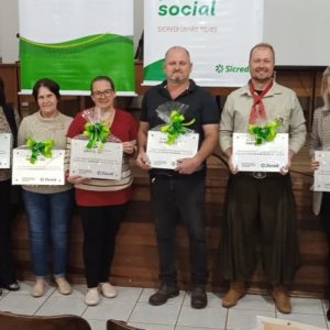 Sicredi Tuparendi promove entrega a contemplados no Fundo Social