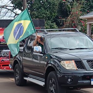 Tuparendi  teve carreata e  movimento neste 7 de setembro