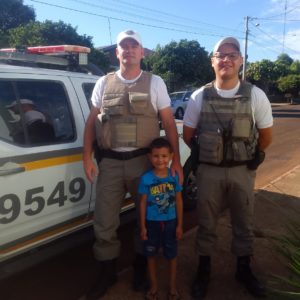 Equipe de Saúde Bucal  faz surpresa e realiza sonho de criança em Tuparendi