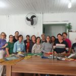 Projeto do CRAS transforma materiais recicláveis em artesanato