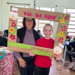 Escola Herminia Sichinel organiza chá bingo com as avós.