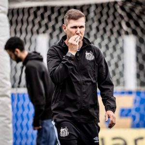 Paulo Turra é demitido do Santos