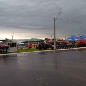 Intenso o movimento no Parque Heinrich Fankhauser para Festival das Cucas e Feirão do Agro