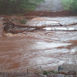 Enxurrada  arrancou ponte em Campo Alegre