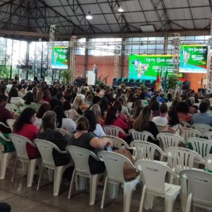 Tuparendensiense participa de  Encontro Nacional dos Conselhos Municipais da Educação