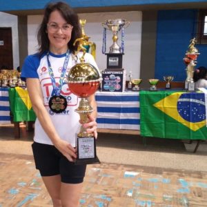 Atleta tuparendiense Joice Piceti é 2º  em ultramaratona disputada no Uruguai