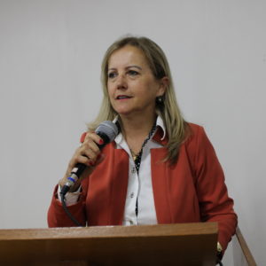 Vereadora Claudete solicita melhorias na "Praça do Triângulo"
