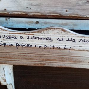 Atos de vandalismo na Praça Aquiles Turra deixam comunidade indignada