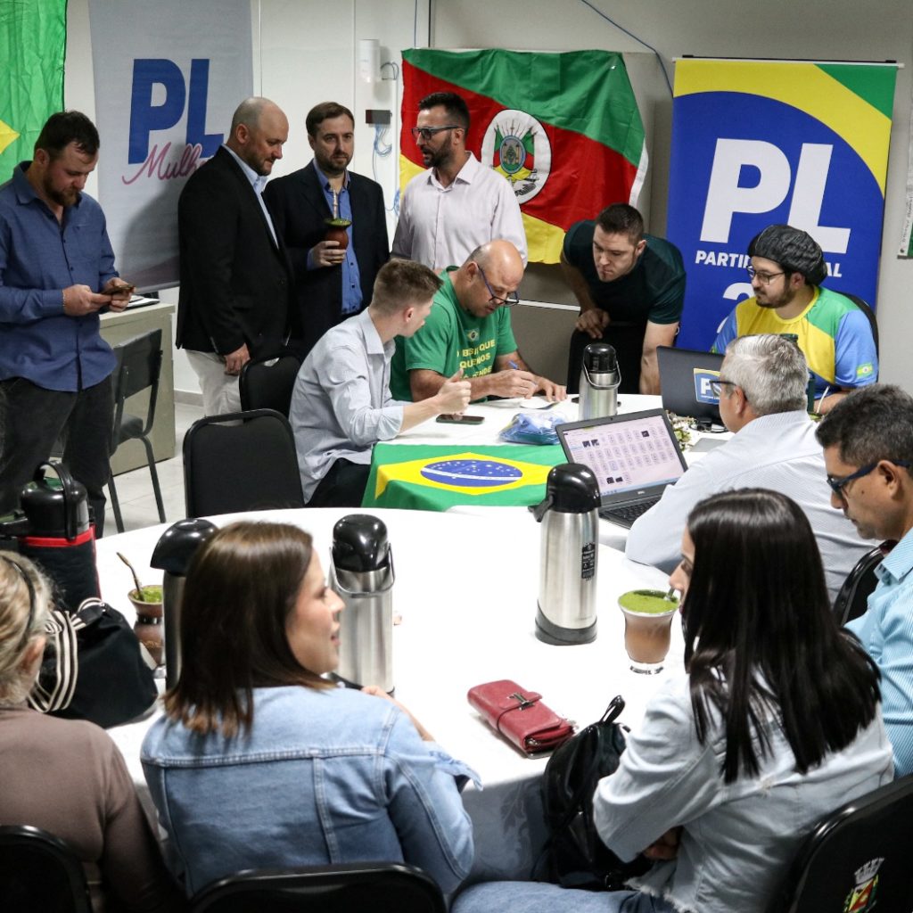 Convenções do PP e  PL confirmam Júlio Mattiazzi e Francione Cappellari como candidatos